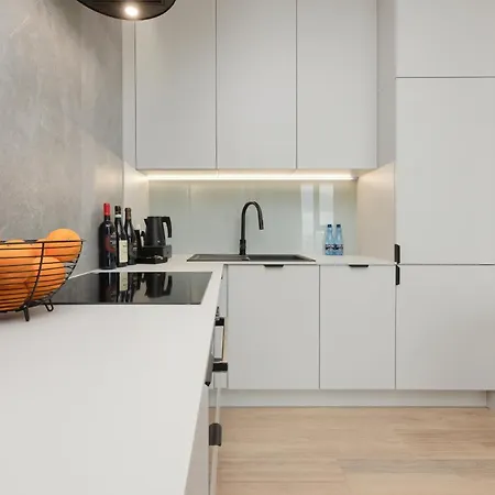 Hanza Moreno Rent