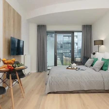 Hanza Moreno Rent Апартаменты *